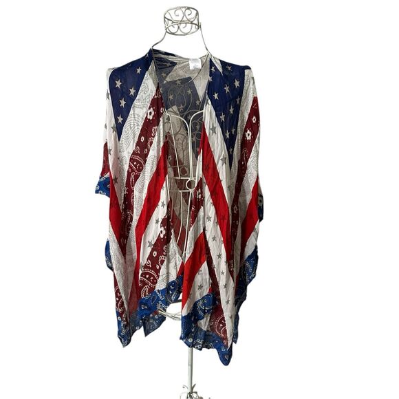 NEW WITHOUT TAGS American Flag Shawl -VISCOSE poncho/shawl cape cardigan ONE SIZ - Picture 1 of 6